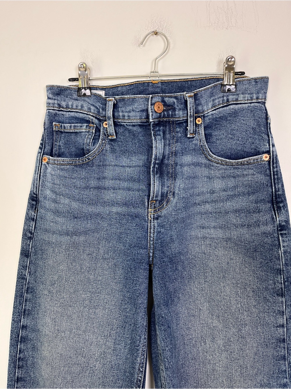 GAP Women’s High-Rise Stride Ankle Jeans Medium Indigo Size 26‎ Frayed Hem - Picture 4 of 11